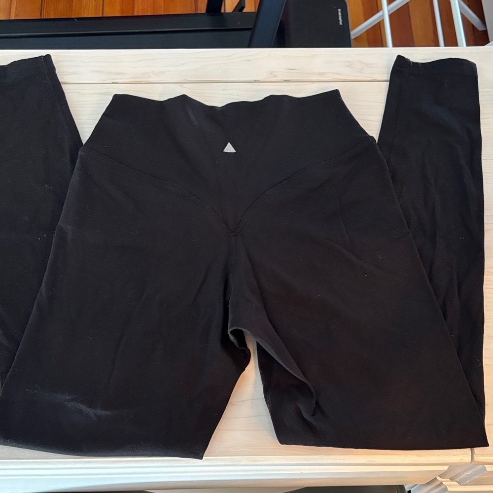 Black High-Waist Leggings